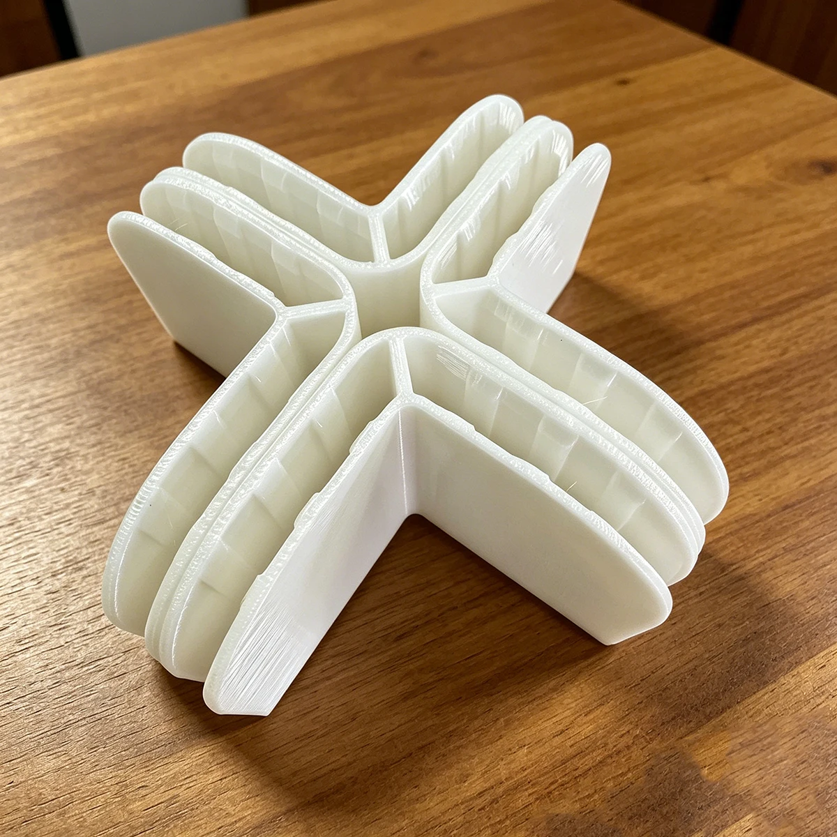 4-Pack of Cardboard Box Corner Protectors, 3D Printed Reinforced Corner Clips for Express Delivery Boxes, Cardboard Box Shaping Support to Prevent Collapse, Storage Corner Brackets