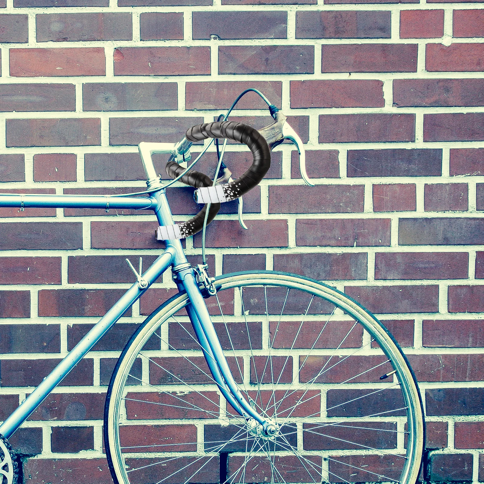 

1Set Bicycle Handlebar Tape Premium Lightweight Nonslip Shock Absorbing Bike Handle Wrap for Comfortable Riding Portable