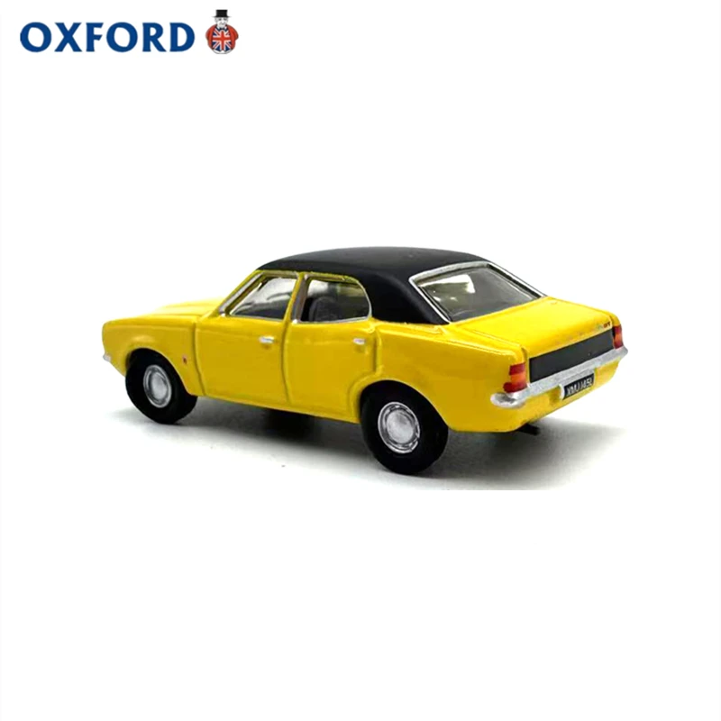 OXFORD 1:76 Scale Diecast Alloy Ford Cortina MKllของเล่นรถโบราณรุ่นคลาสสิกNostalgiaผู้ใหญ่ของที่ระลึกของขวัญจอแสดงผลแบบคงที่