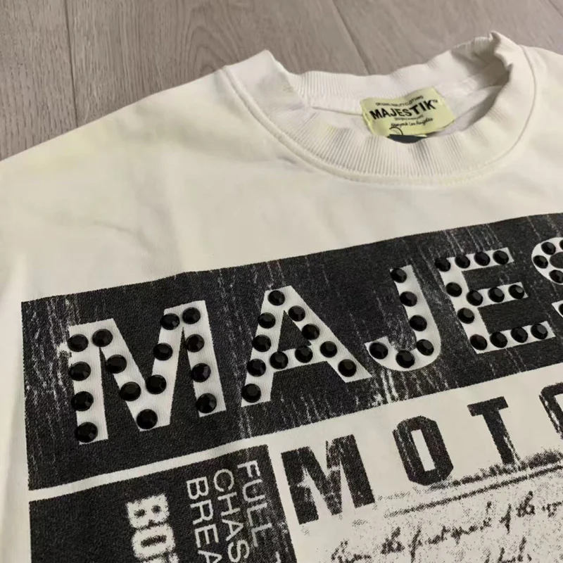 Terry Cotton Crop Tee MAJESTIK Tshirts Rhinestone Letter Graffiti Motorcycle Print Round Neck Short Sleeve Tops Men Women Outfit