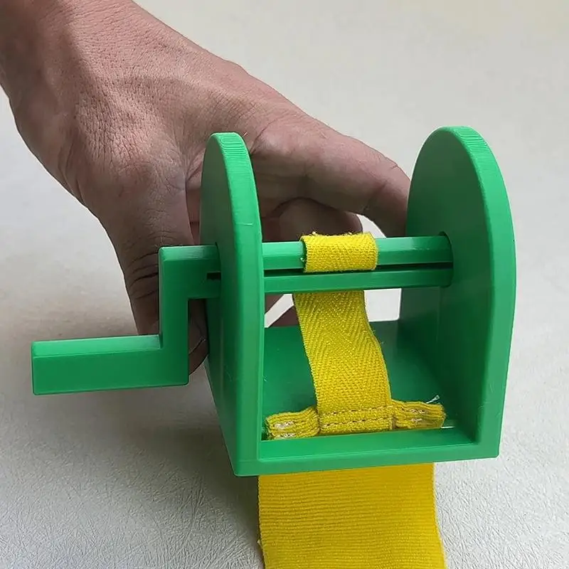 Portable Boxing Hand Wrap Roller Manual Sports Bandage Winder Hand Wrap Roller Tool For Boxing Storage-New