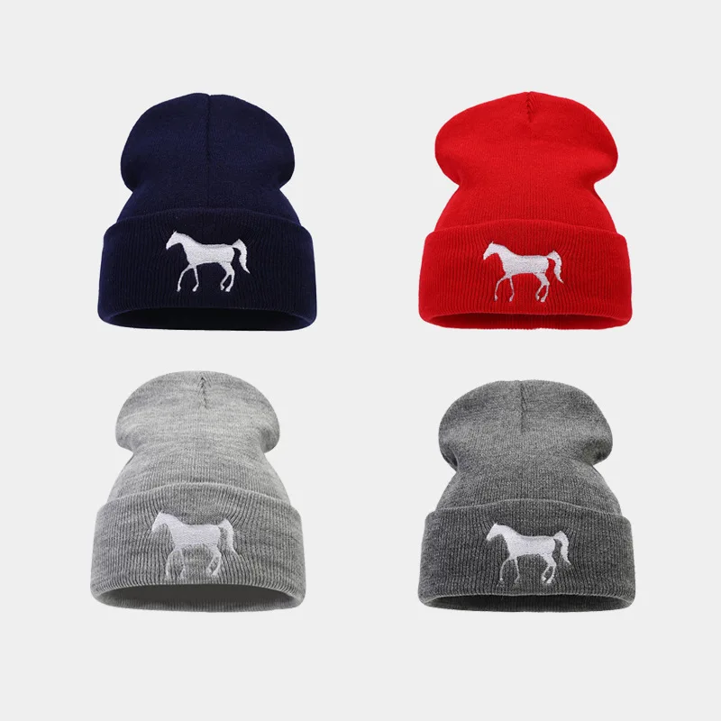 

1pc Women Knitted Hat Fashion Horse Embroidery Solid Color Beanie Outdoor Warm Beanie Hat For Women&Men In Autumn&Winter