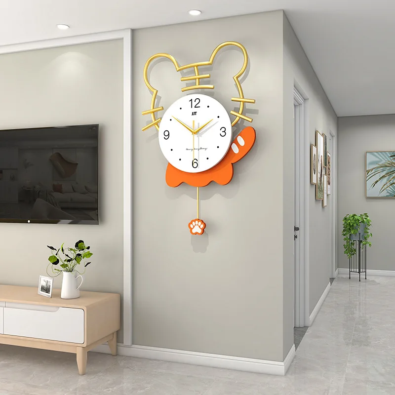 

Iron Art Creative Living Room Decorative Silent Sweeping Wall Clock Lovely Cat High Density Dial Plate With Pendant