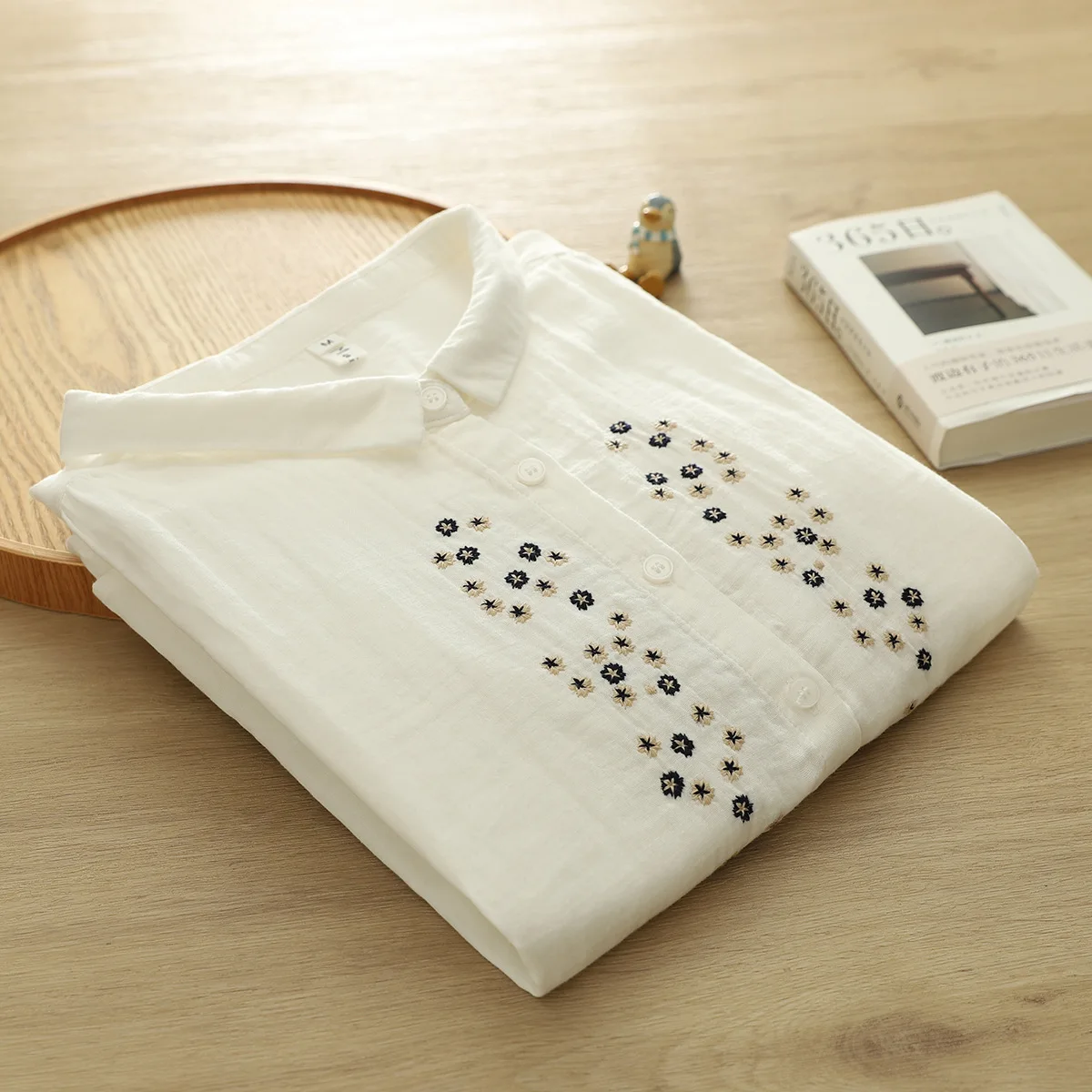 ใหม่2025ฤดูร้อนเส้นด้ายฝ้าย3/4แขนเสื้อผู้หญิงLapelดอกไม้เย็บปักถักร้อย, Moriสาวสบายๆเสื้อหลวมๆT54360CC