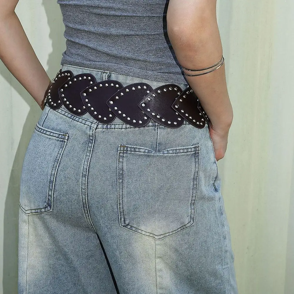 

Vintage Love Heart Wide Women's Belt PU Leather Gothic Rivet Waist Belt Punk American Retro Dress Jeans Belt Streetwear