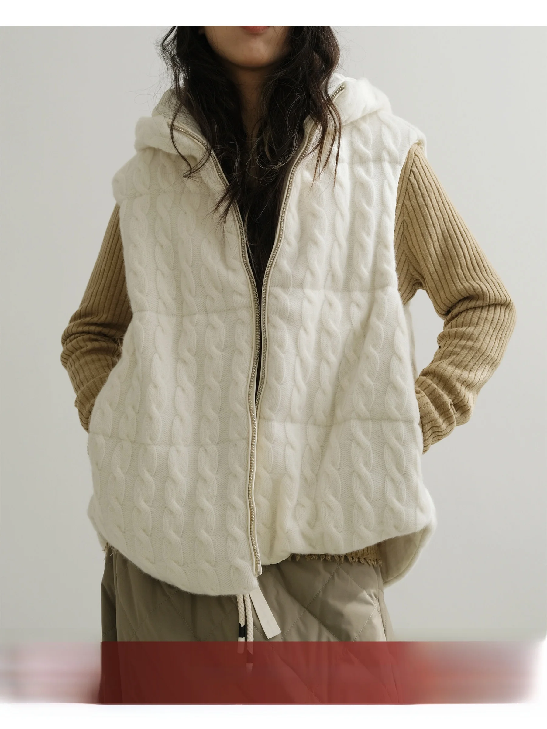 

Women's Double-Sided Wearable Woolen Hat Vest Twist Wool Durable Layering Padded Vest Coat Regular Length Zipper Closure Soli...