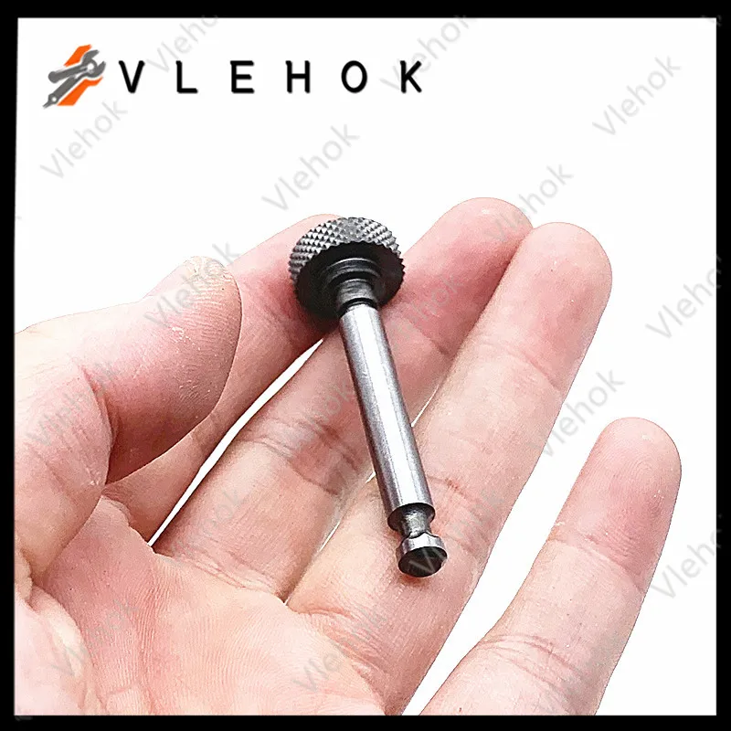 

Крепежный болт для Makita XMT04 DTM52 TM001G GMT01