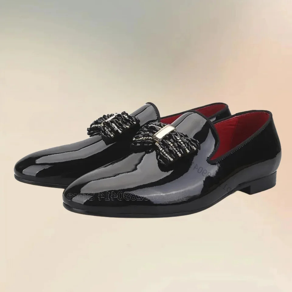 

Crystal Bow Knot Decor Black Patent Leather Loafers Fashion Slip On Men Shoes Luxurious Handcraft Party Banquet Men Dress Shoes