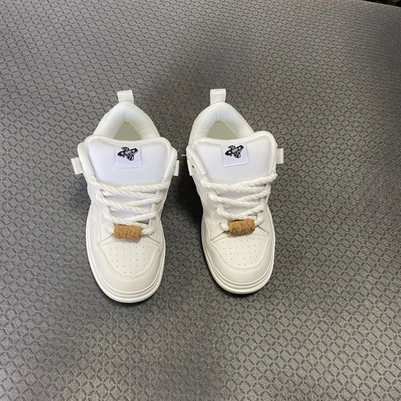 

Commuter White Sneakers, Thick-Soled White Loafers, Large Size Men's Shoes, Simple Casual Shoes, Breathable Men's Shoes, Versatile Casual Sneakers