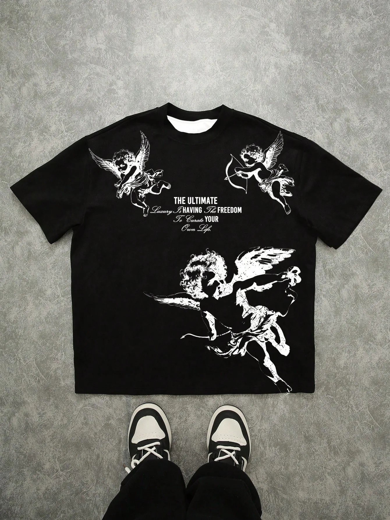 The new men's T-shirt for the summer of 2025 features a casual fashionable comfortable and breathable 3D angel pattern print