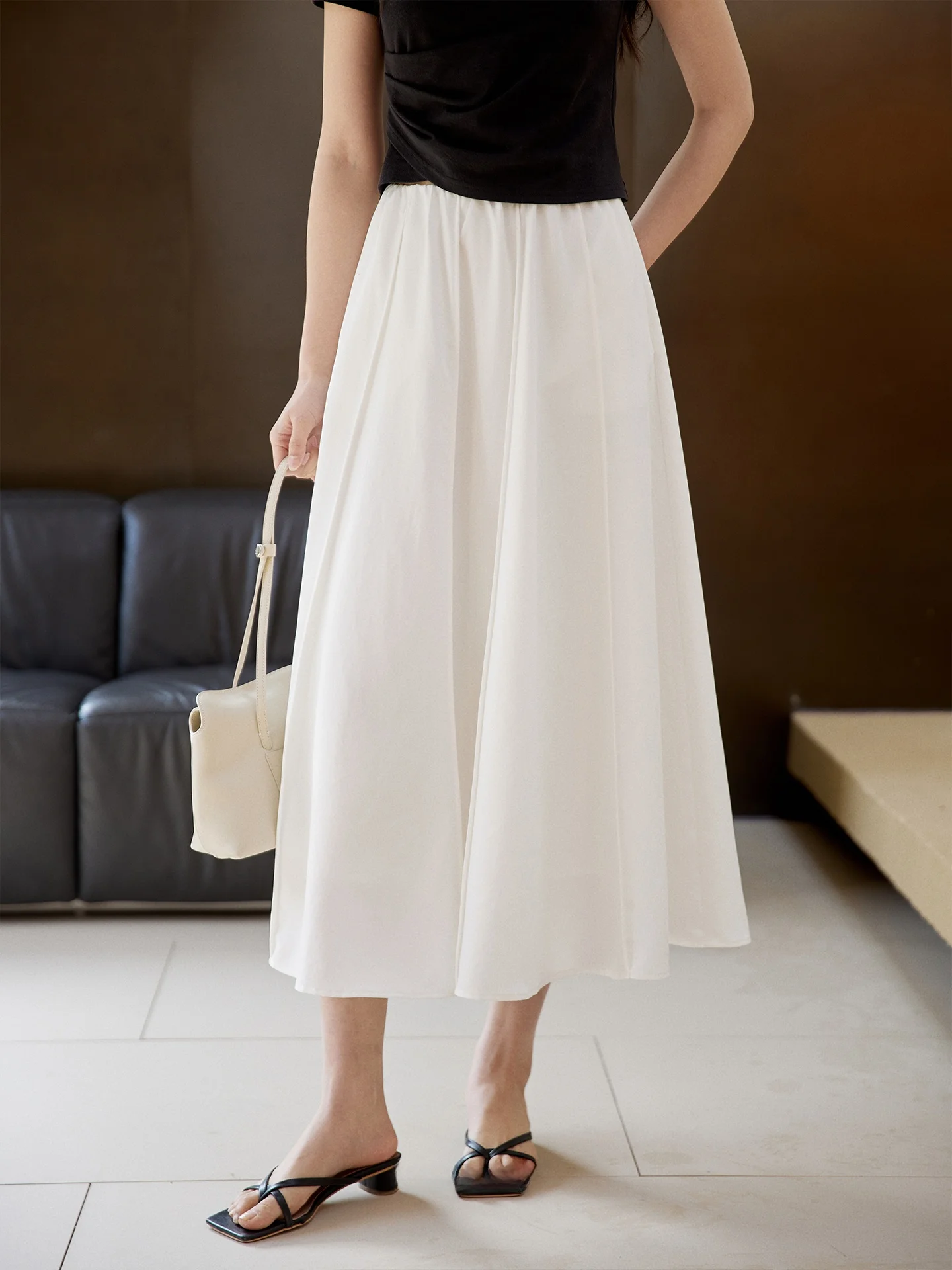

Ginnkee Simple White Moonlight Skirt Splice Design A-Line Commuter Skirt Women Summer Full Swing Long Skirt High Waist