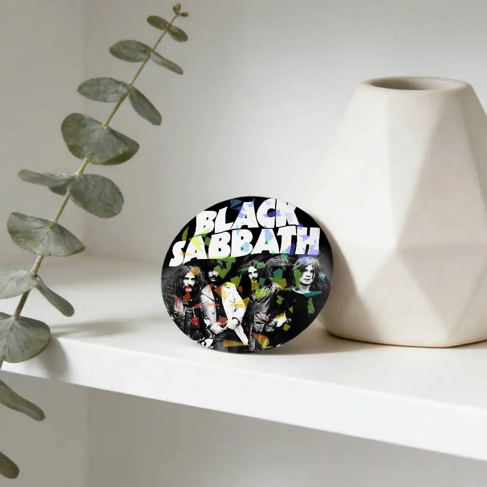 B-Black Sabbath Hard Rock Heavy Metal Band Backpack Pin Hat Pin Jacket Accessory Bag Decor Clothing Ornament Fashion Accessory
