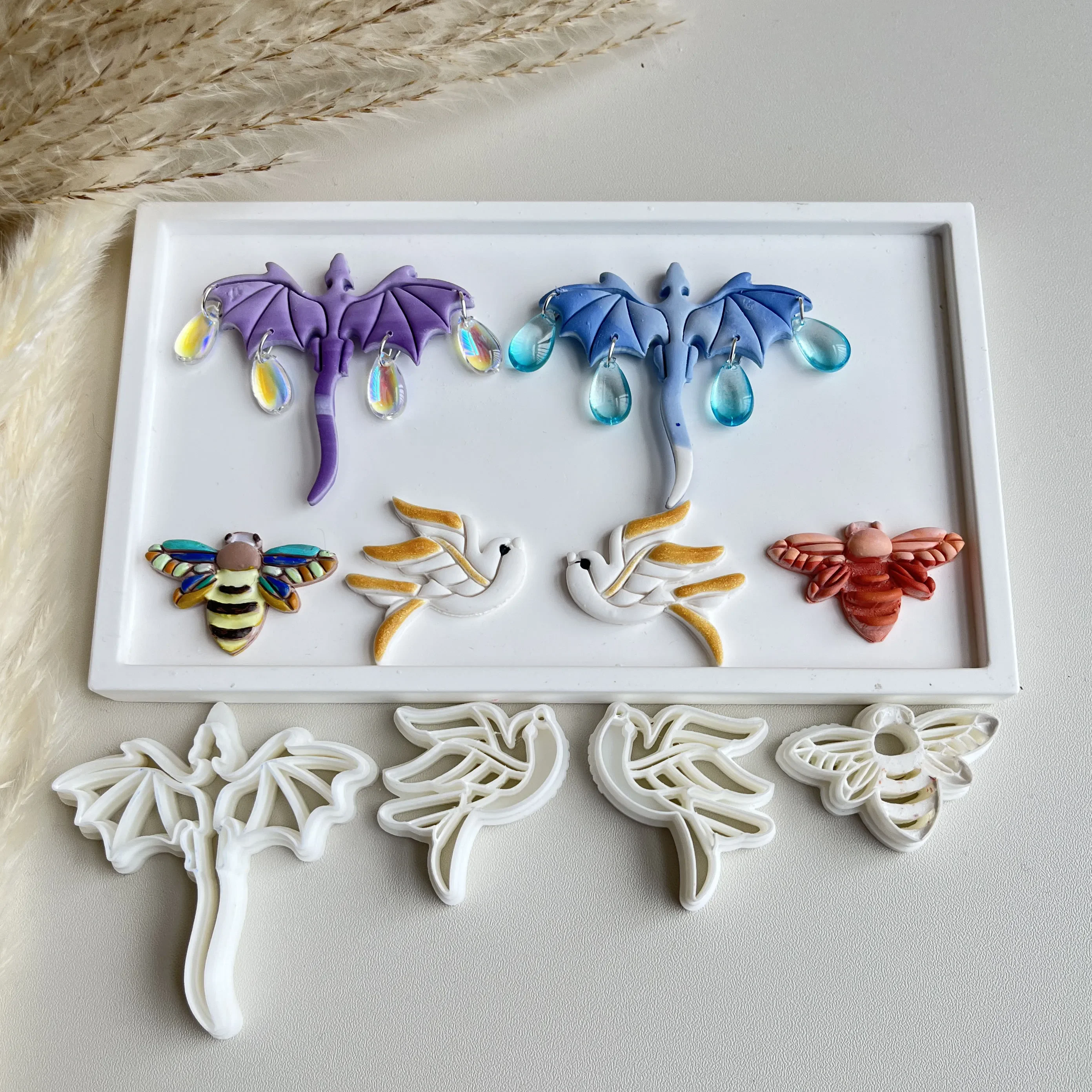 Exquisite Flying Dragon Shape Detailed Polymer Clay Molds Clay Cutting Molds Cutters For DIY Earrings Necklace Jewelry Making