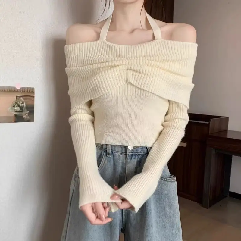 

New Autumn and Winter Design Style One-shoulder Top for Women with Versatile Neck Slim Neck Glutinous Knitted Sweater