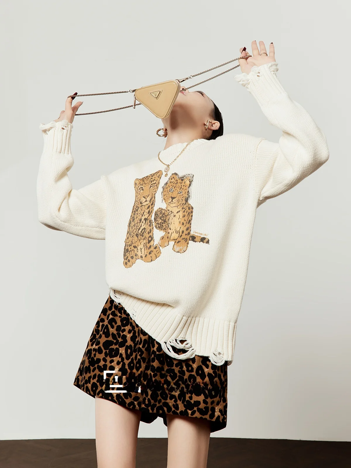 

Абстрактный мозаичный белый повседневный вязаный свитер свободного кроя для женщин, весна 2026, новинка, эксклюзивно онлайн