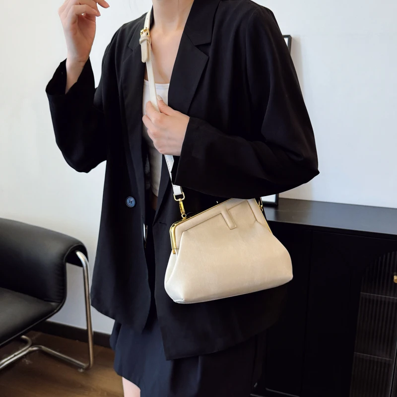 

Vintage Inspired Women Leather Handbag Luxury Crossbody Bag High End Shoulder Tote Elegant Designer