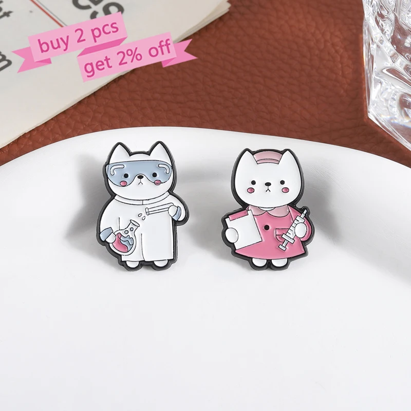 Chemical Experiments Cat Researcher Enamel Pins Custom Cartoon medical Brooches Lapel Badges Clothes Jewelry Gift for Friends