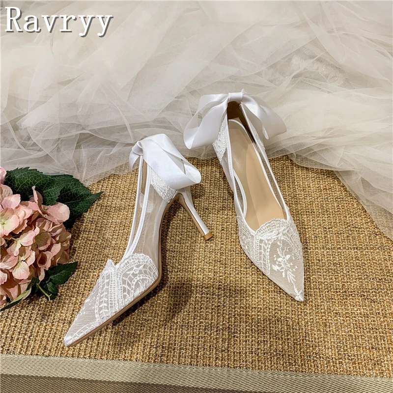 Designer White Lace Wedding Bridal Shoes Pointed Toe Hollow Bow Tie Slip-On Stiletto Pumps Elegant Women Banquet Dress Shoes