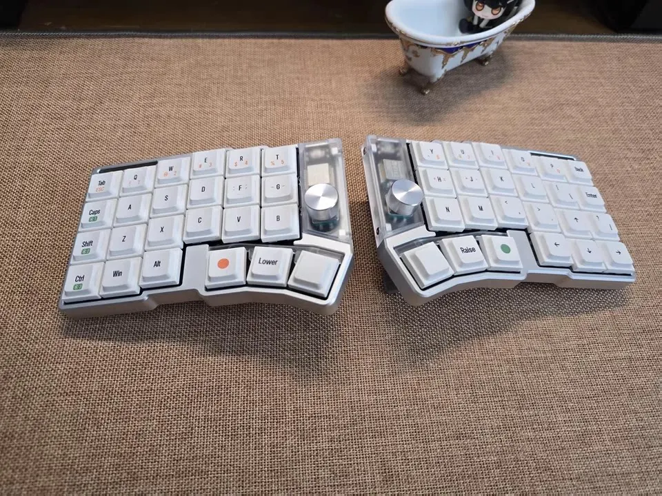 Cornix LP Split Mechanical Keyboard CNC Aluminum Shell Bluetooth