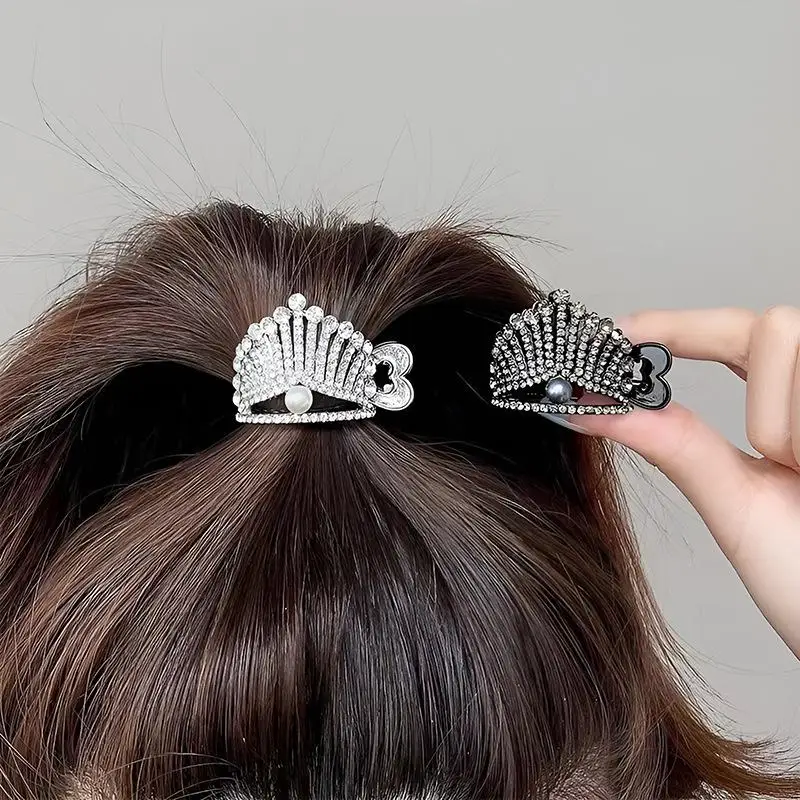 2er-Set Haarspangen für hohe Pferdeschwänze – Perlenkronen-Haarspange für Damen, Haar-Accessoire – Detail 3