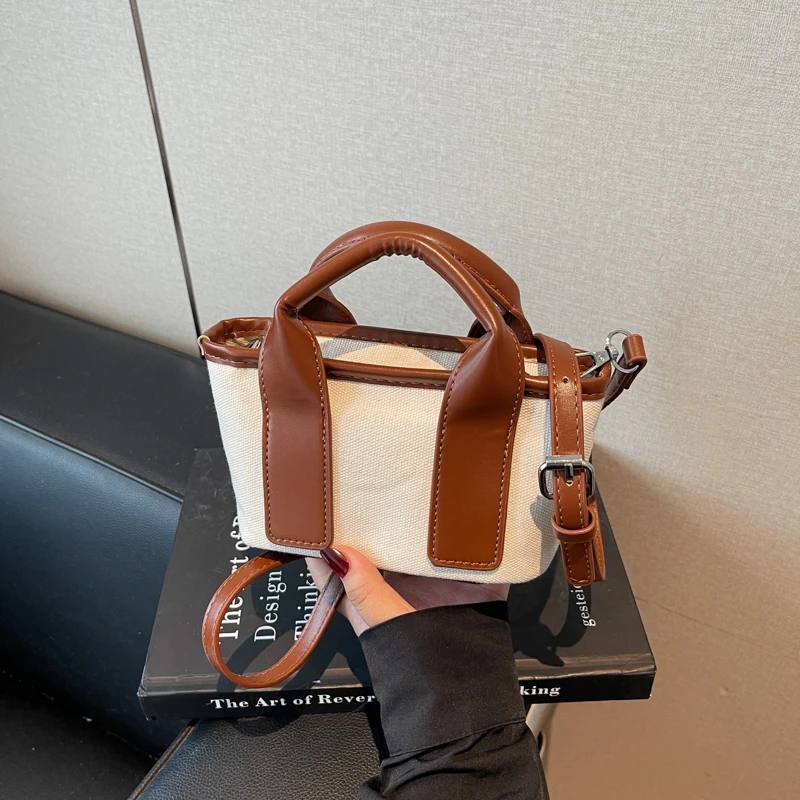 

Модные ретро лаконичные дизайнерские сумки большой вместимости, нежные сумки на плечо, горячая распродажа 2024, универсальные нишевые сумки Advanced Sense для поездок на работу