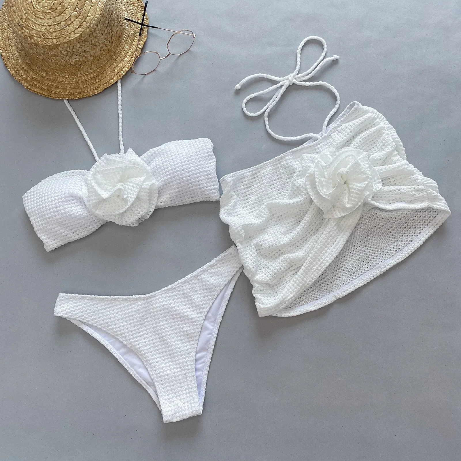 2025 nuevo Bikini estampado conjunto de Bikini de moda traje de baño y cubierta con falda ajustada vendaje de mujer verano playa lujo elegante