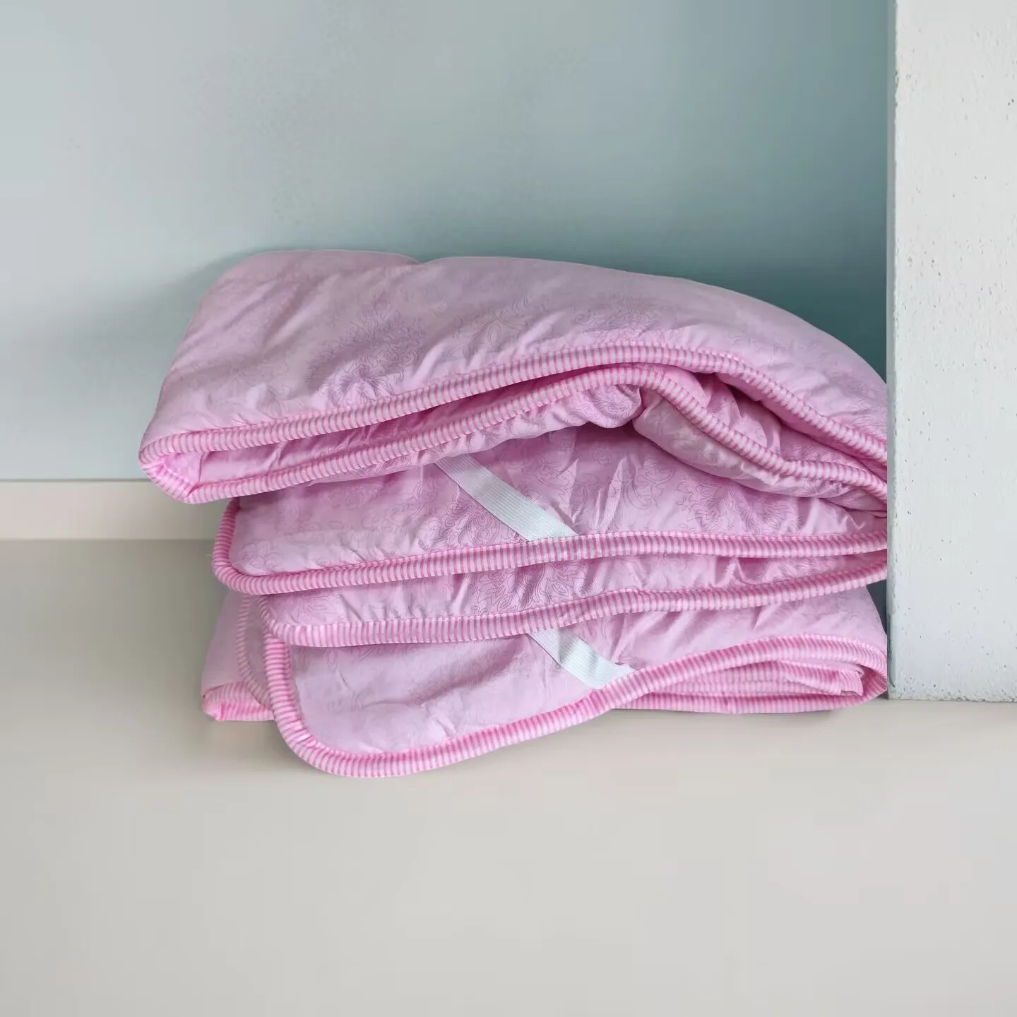 

Different Sizes Thickness Beauty Salon Bed Cover With Face Breath Hole SPA Massage Bed Cushion Cover Massage Bed Pad