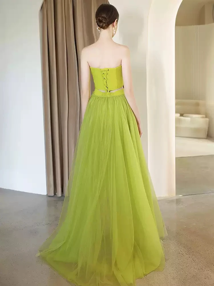 Abito da ballo verde di alta qualità 2026 Pieghe senza spalline Tuta Abito formale Abito da spettacolo da sera Compleanno Robe De Soriee
