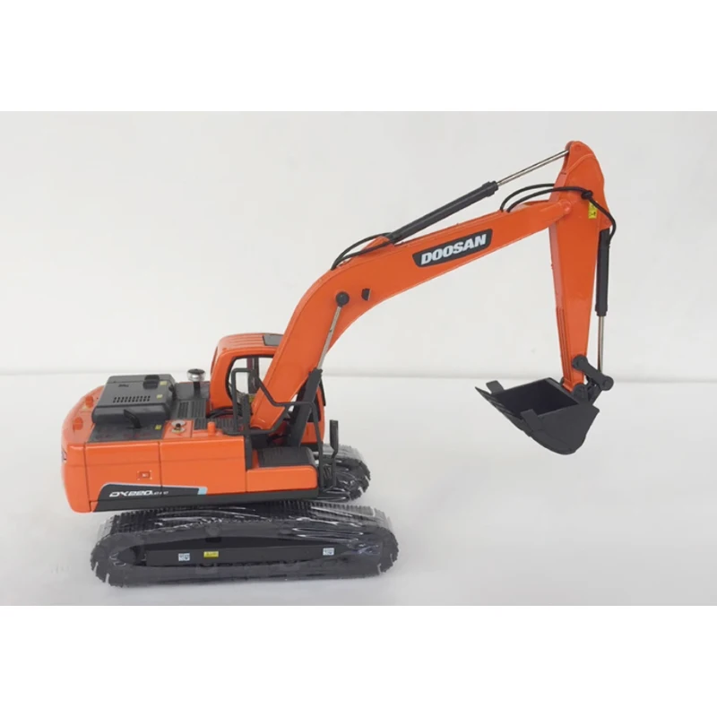 Diecast 1:40 Scale DOOSAN DX220LC-9C Excavator Alloy Engineering Vehicle Model Hobby Collection Decoration Holiday Gift Display