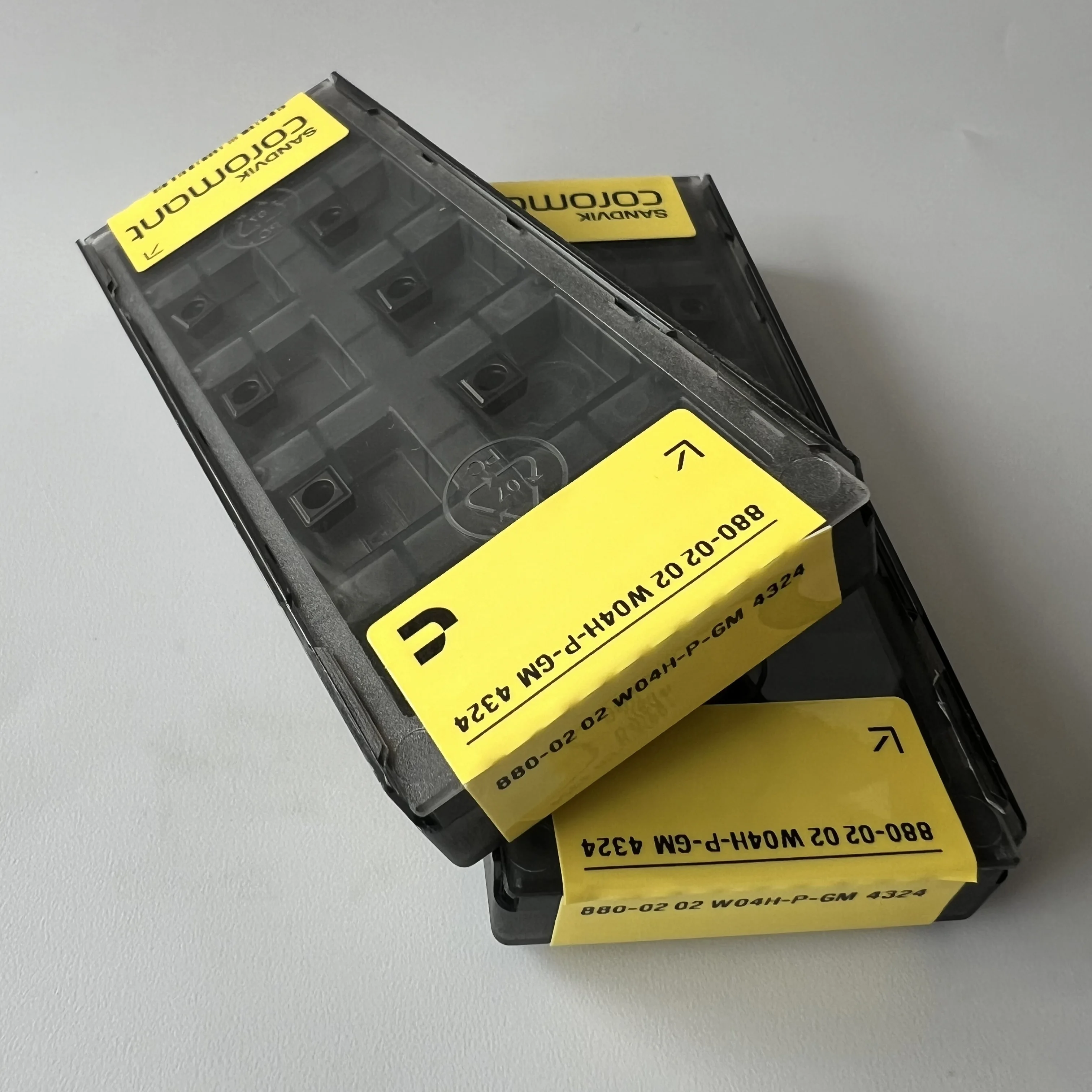 880-0202W04H-P-GM 4…