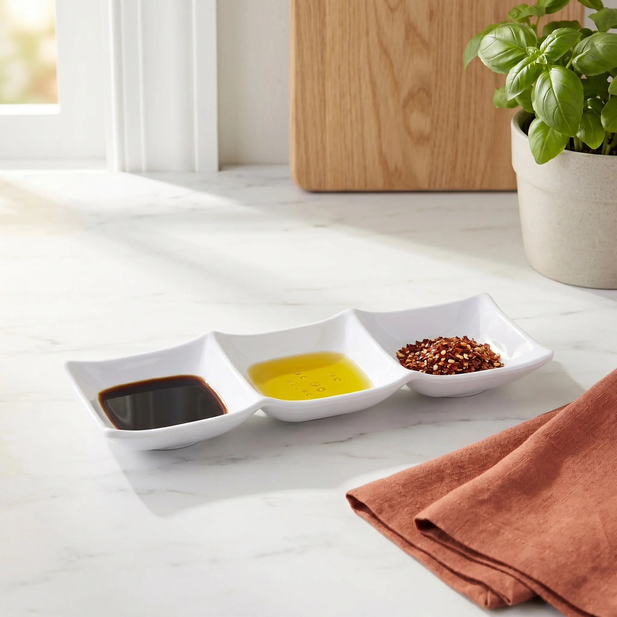 Three-Grid Sauce Bowl Multipurpose Dipping Plate for Home Kitchen Restaurant Use Holds Different Flavors Simultaneously Easy