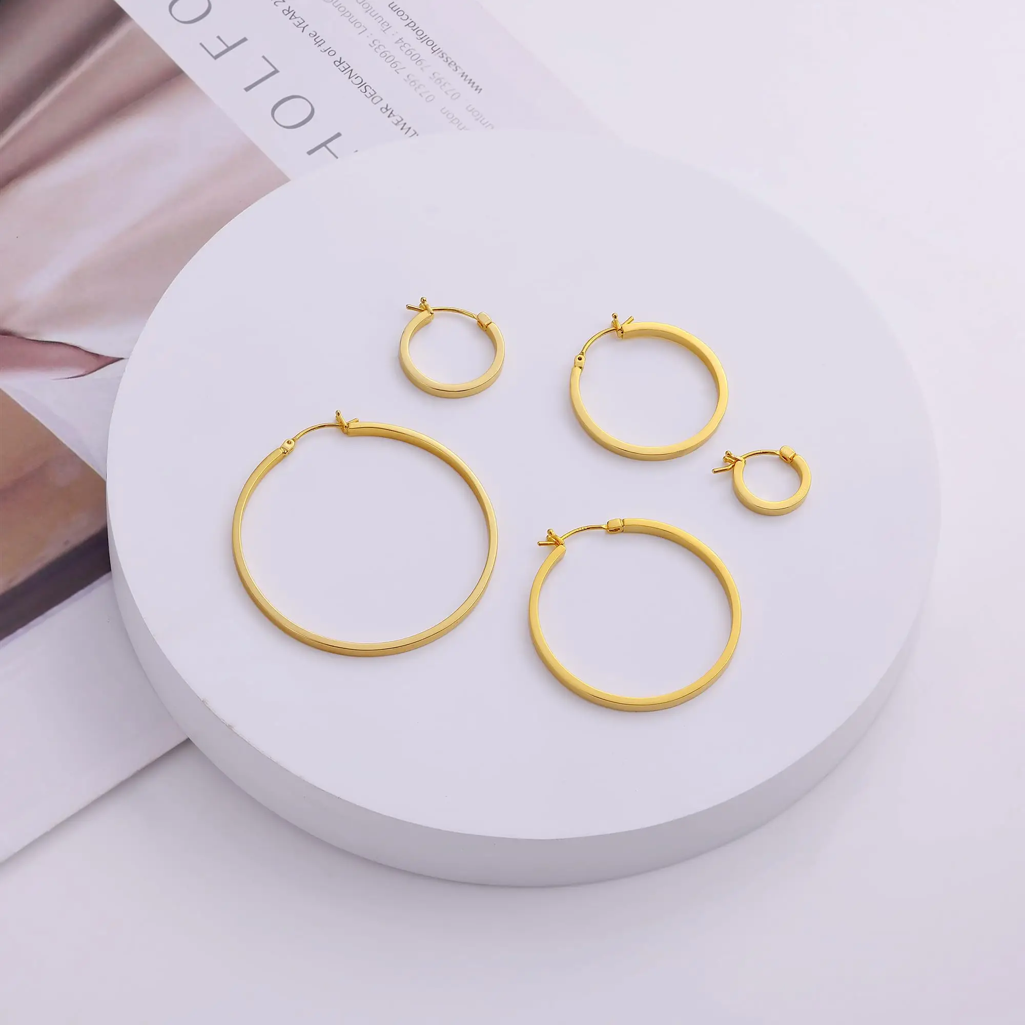 Vonmoos Lady High Quality Flatted Gold Hoop Earrings 14K Real Gold Plated Designer Jewelry Earring with 925 Sterling Silver Post