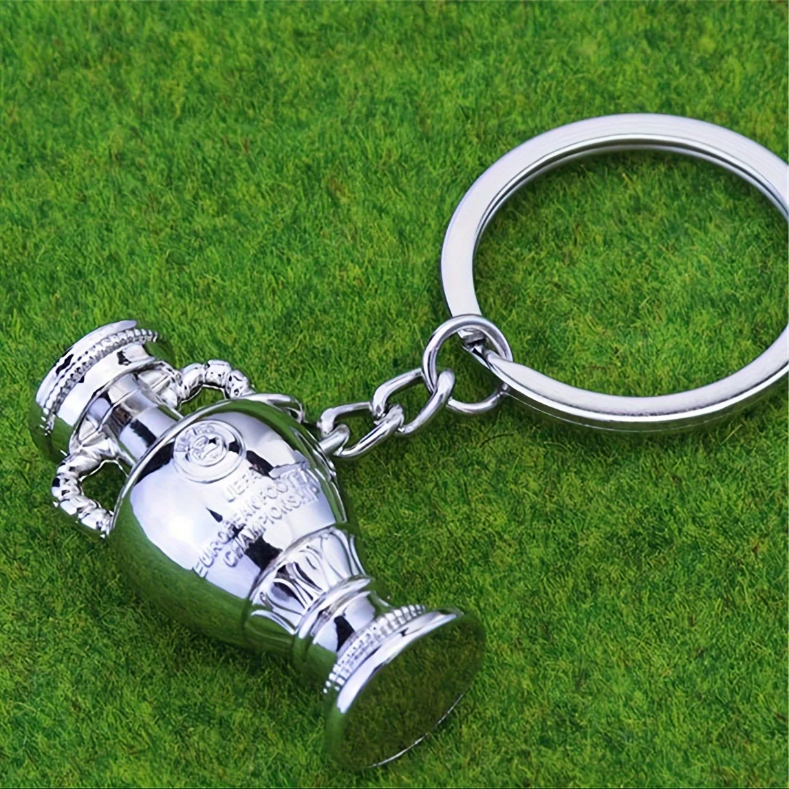 Zinc Alloy Trophy Cup Keychain, Elegant Sports Championship Keyring Pendant, High-Shine Polished and Electroplated Finish, Premi