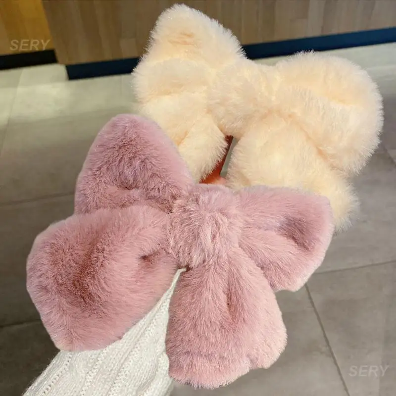 Hair Accessories Big Bow Cute Design White Hairpin Clothing Accessories Hair Clip On The Back Of The Head Plush Furry Clip White