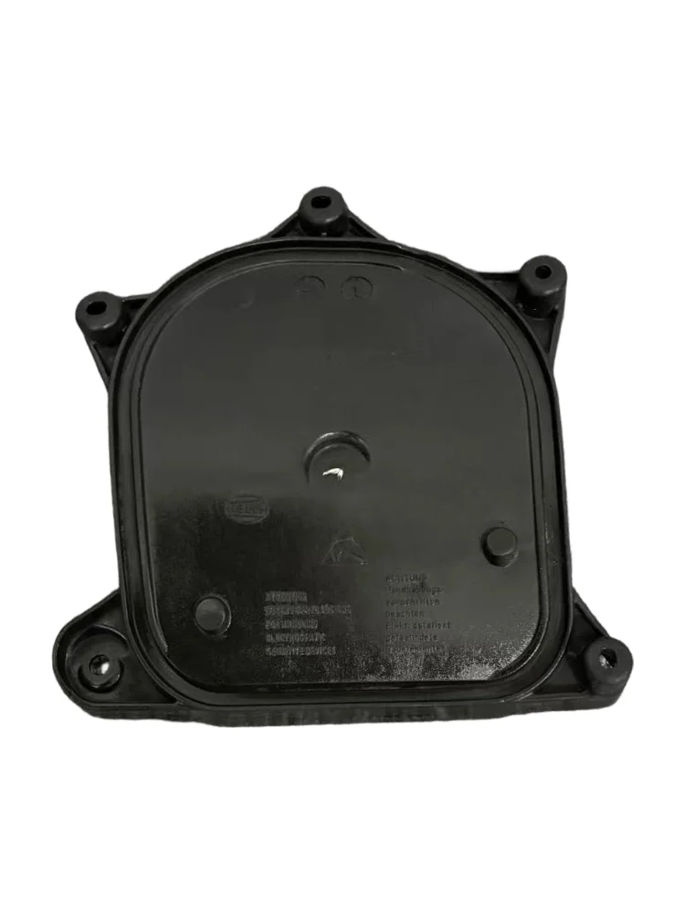Suitable for Mercedes Benz E-Class W212 E260E300E350 headlight rear cover sealing cover, dustproof and waterproof