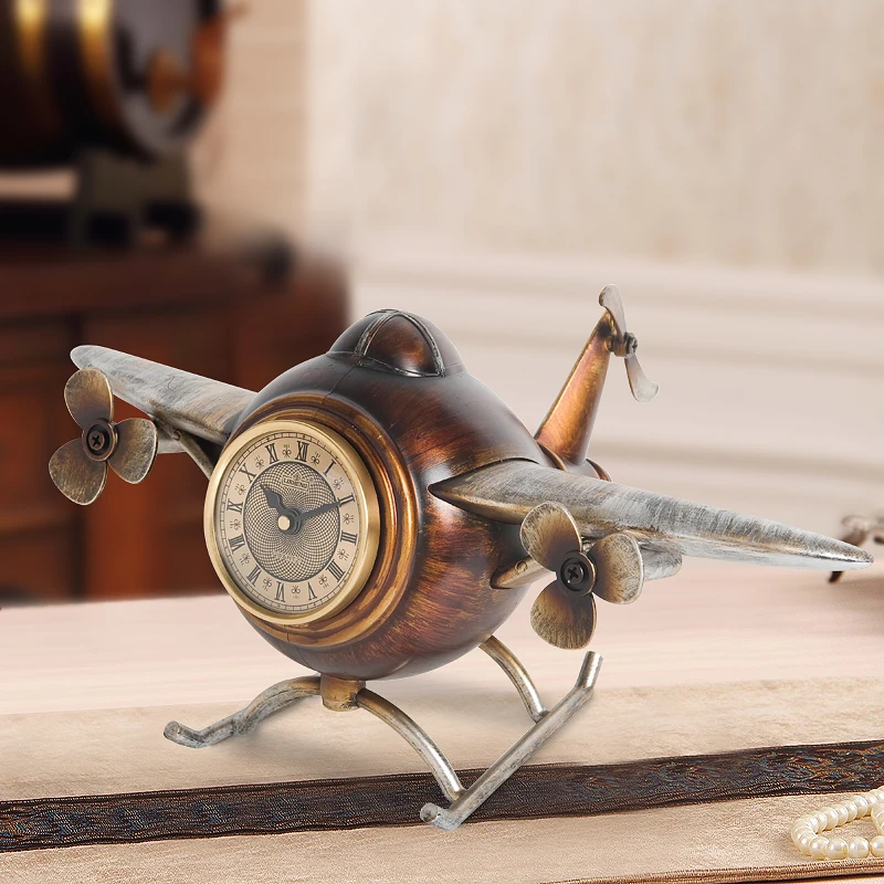 

Retro nostalgic desk clock living room desk clock bedroom old-fashioned clock household personalized wine cabinet ornament
