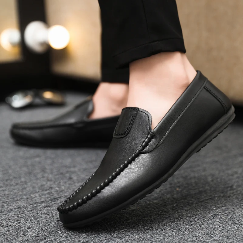 Men Shoes Casual Breathable Leather Mens Loafers Moccasins Designer Slip on Boat Shoes High Quality Chaussure Homme Plus Size 39