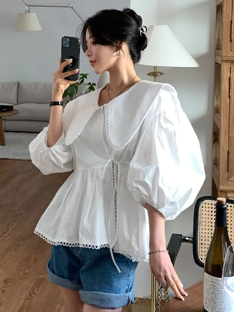 Korean Fashion Solid Loose White/Black Cotton Shirt for Women Sweet Doll collar Puff Sleeve Lace Tim Lace-up Blouse Tops