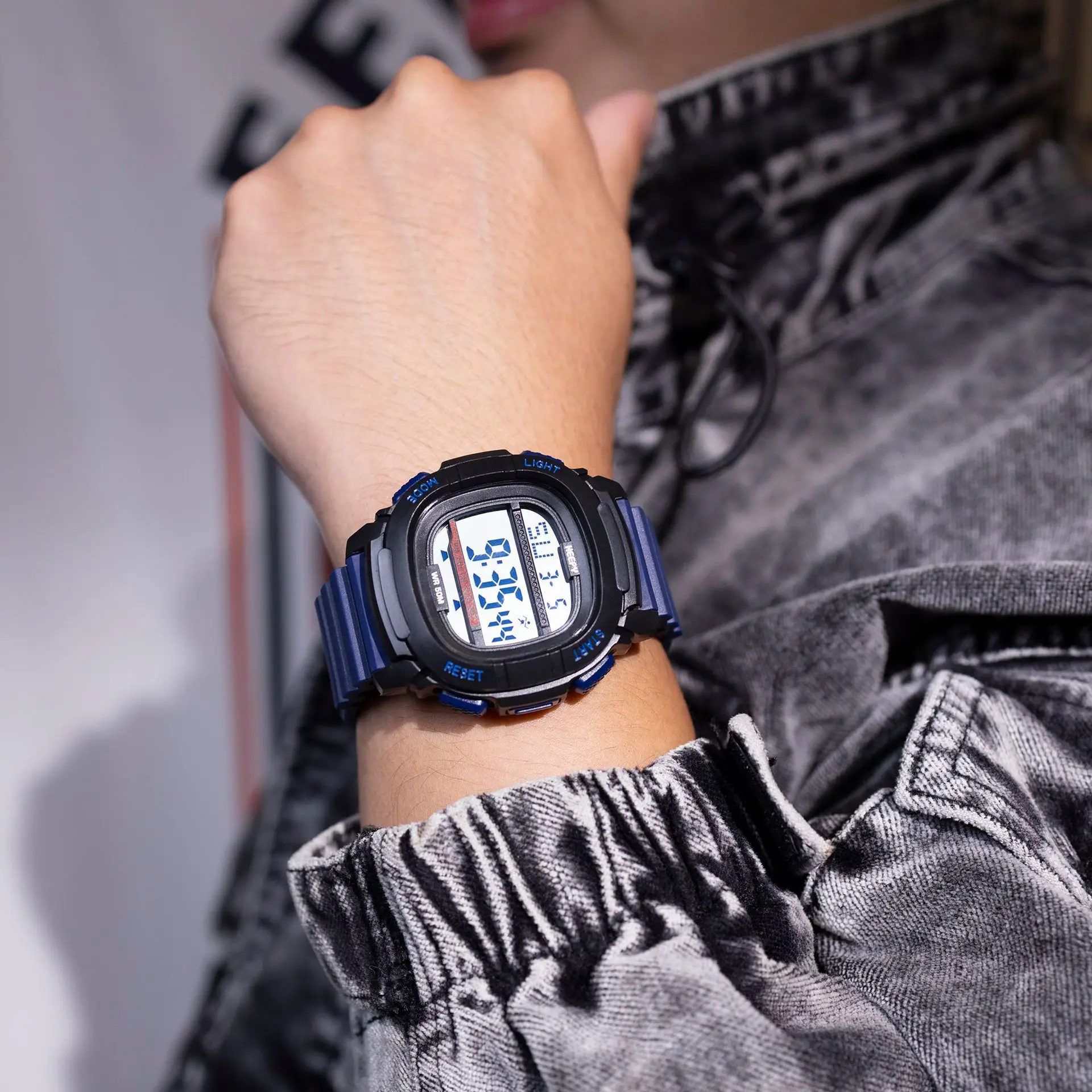 UTHAI CE71 модные многофункциональные мужские часы для спорта на открытом воздухе электронные часы студенческие часы повседневные часы подарочные часы для мужчин