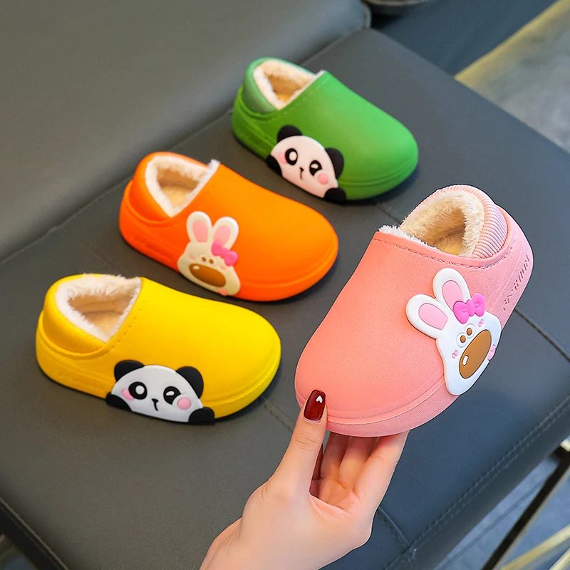 

Bear rabbit children's cartoon with cashmere warm cotton shoes for boys and girls plush wrapped with cotton shoes