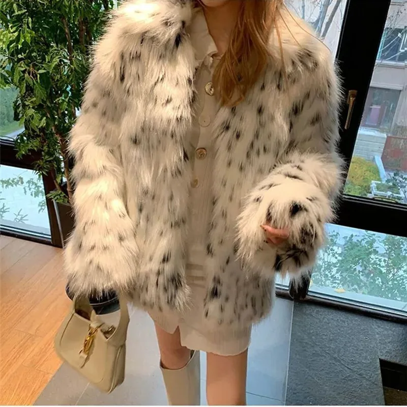 2022 autunno e inverno imitazione pelliccia di volpe cappotto di media lunghezza moda carino stampa leopardo cappotto di pelliccia sciolto donna