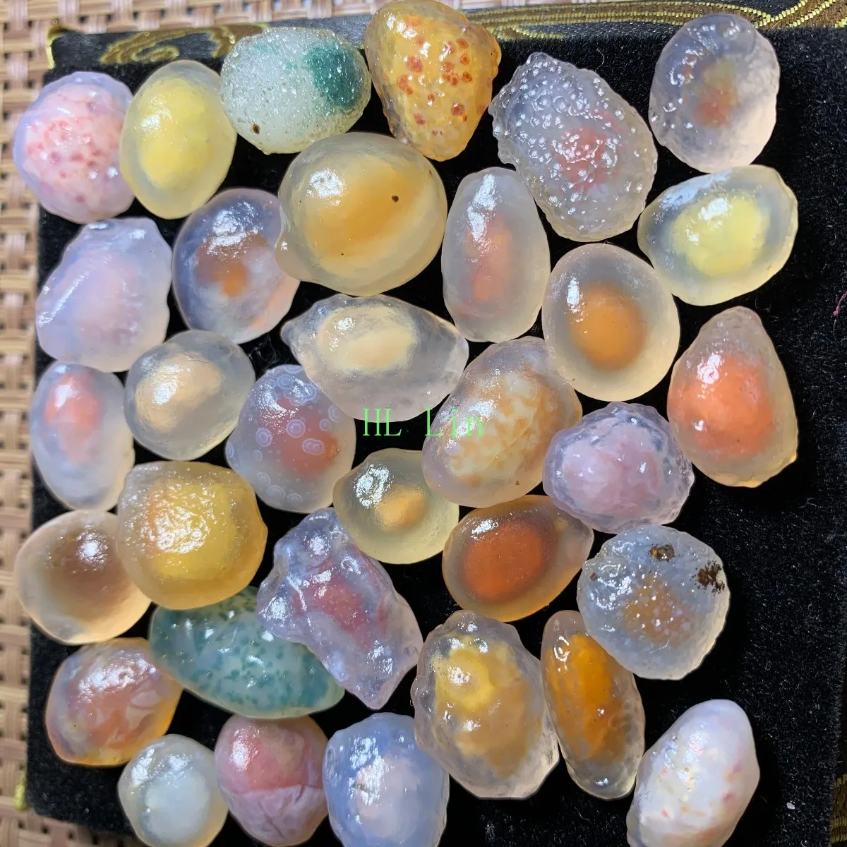 Desert Treasure Candy Agate in Glass Vial, 10-15mm Natural Unpolished, Display Stone, Collectible Collection.Candy Agate