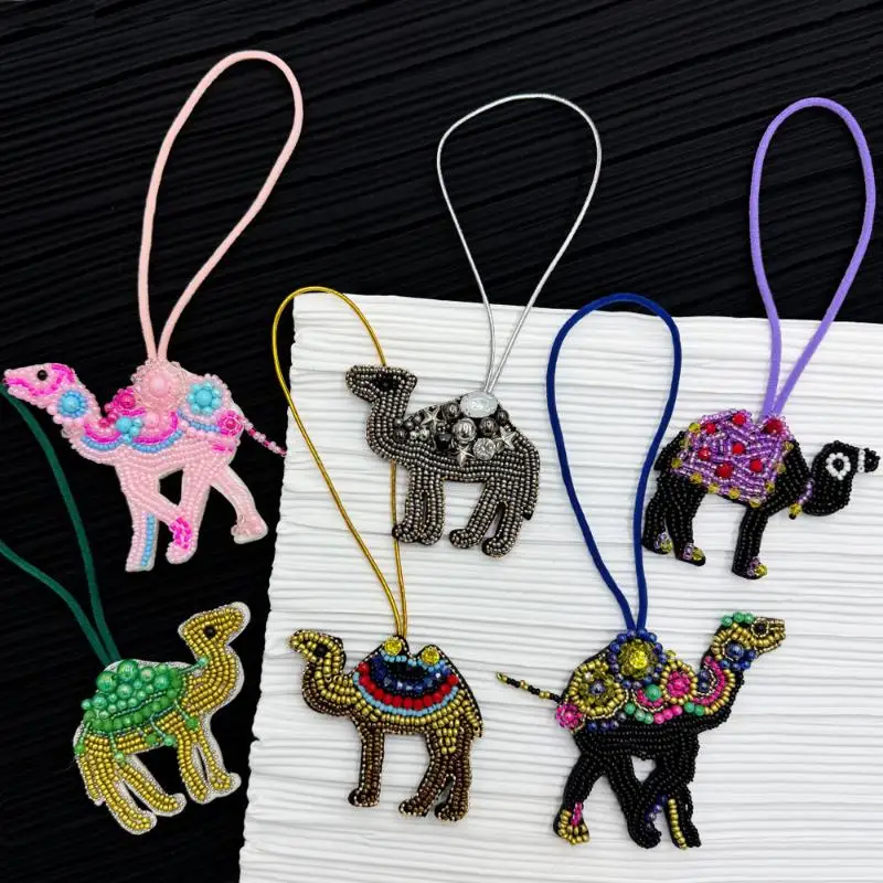 Insignia de cuerda, Animal Camel, cuentas, diamantes de imitación, bolso de lentejuelas, cordón, correa para muñeca, accesorios DIY