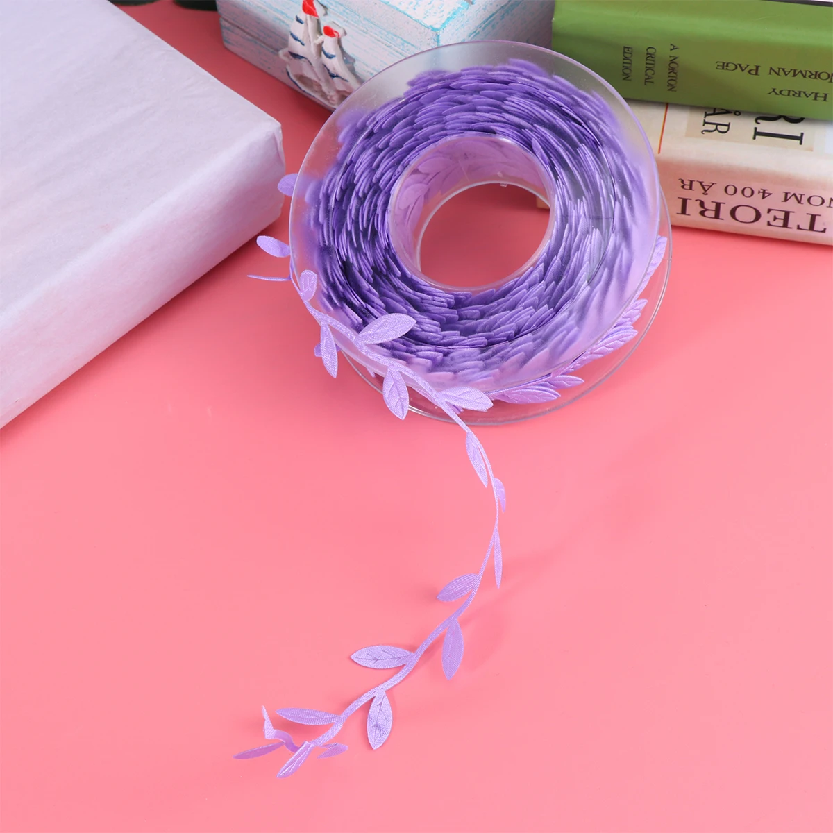 

Ultrasonic Embossed Ribbon Leaf Design Gift Wrapping Strip DIY Ribbons Christmas Ribbon Polyester Material Durable Wedding Party