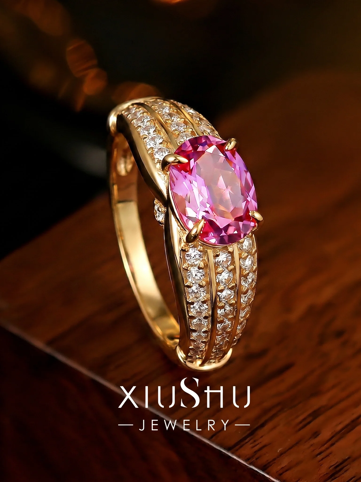 elegante-anillo-de-plata-chapado-en-oro-rosa-con-gema-cultivada-de-zafiro-rosa-claro-y-diamantes-incrustados-joyeria-de-moda