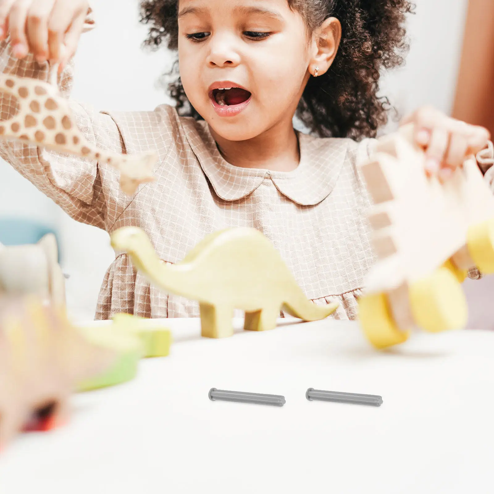 

1Pack Small Particle Building Brick Cross Axle 1x5 Parts Multifunctional DIY Replacement Shaft for Technical Building Sets