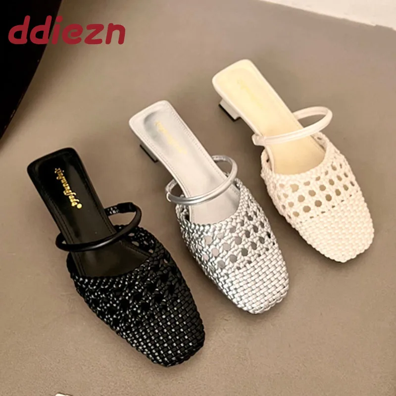 

Весенне-летние модные женские шлепанцы на каблуке, дышащие полые женские тапочки на квадратном каблуке, женские сандалии