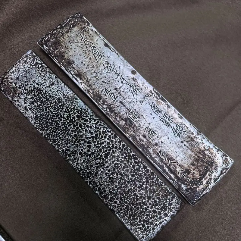 Crafts and film props are shipped randomly 5kg Antique-style silver bar ornament with honeycomb base