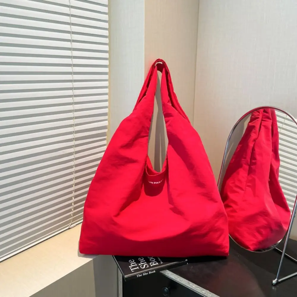 Candy Color Nylon Shoulder Bag Quick-dry Large Capacity Casual Tote Bag Korean Style Solid Color Japanese Style Shoulder Bag