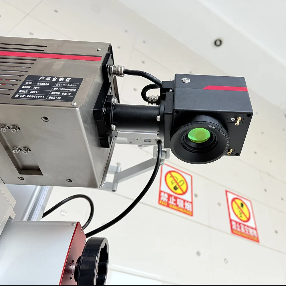 Auto Online Flying Co2 Laser Marking Machine Expiry Date Batch Code Laser Printer for Plastic Bags Cable Wire Pet Bottle